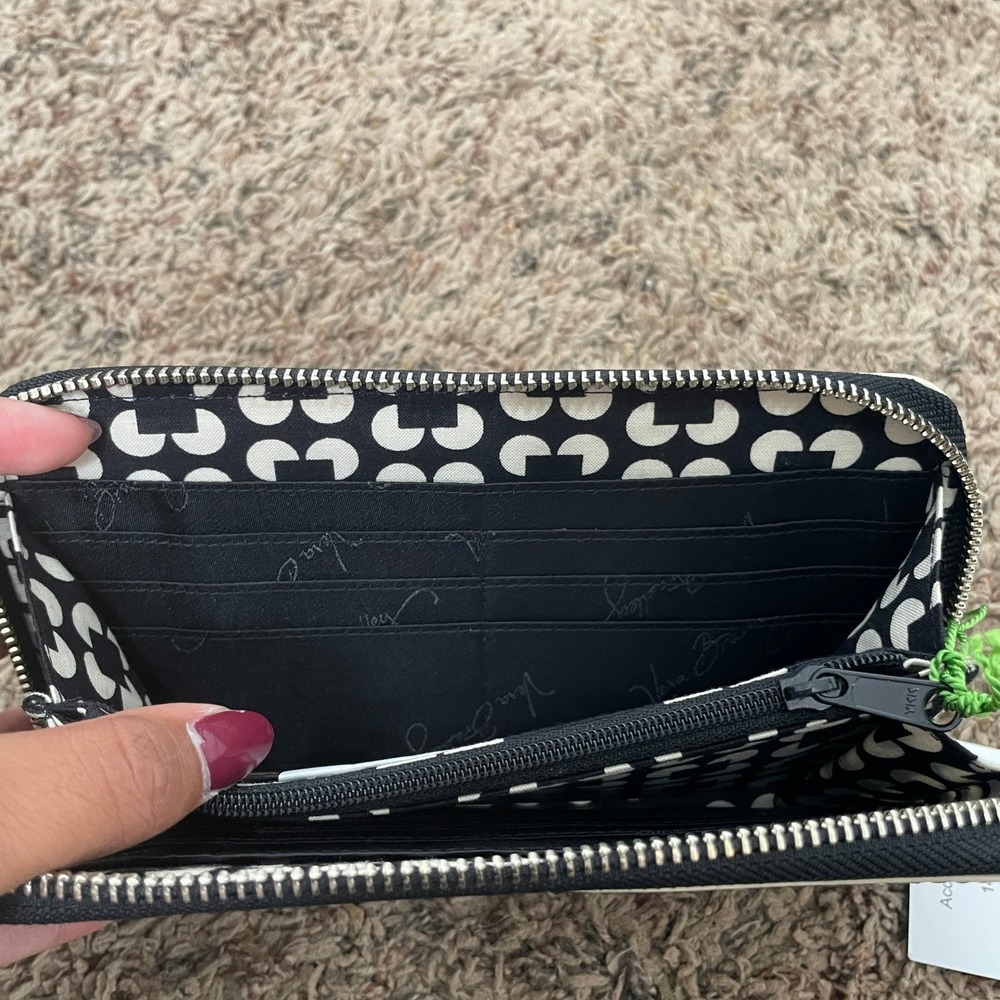 Vera Bradley Black Faux Leather Tote Bag and Matching Zip Around Wallet Set READ - Picture 4 of 14